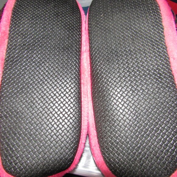 PINK PANTHER cushioned Lounge Slippers Womens 6-7 - Picture 4 of 4